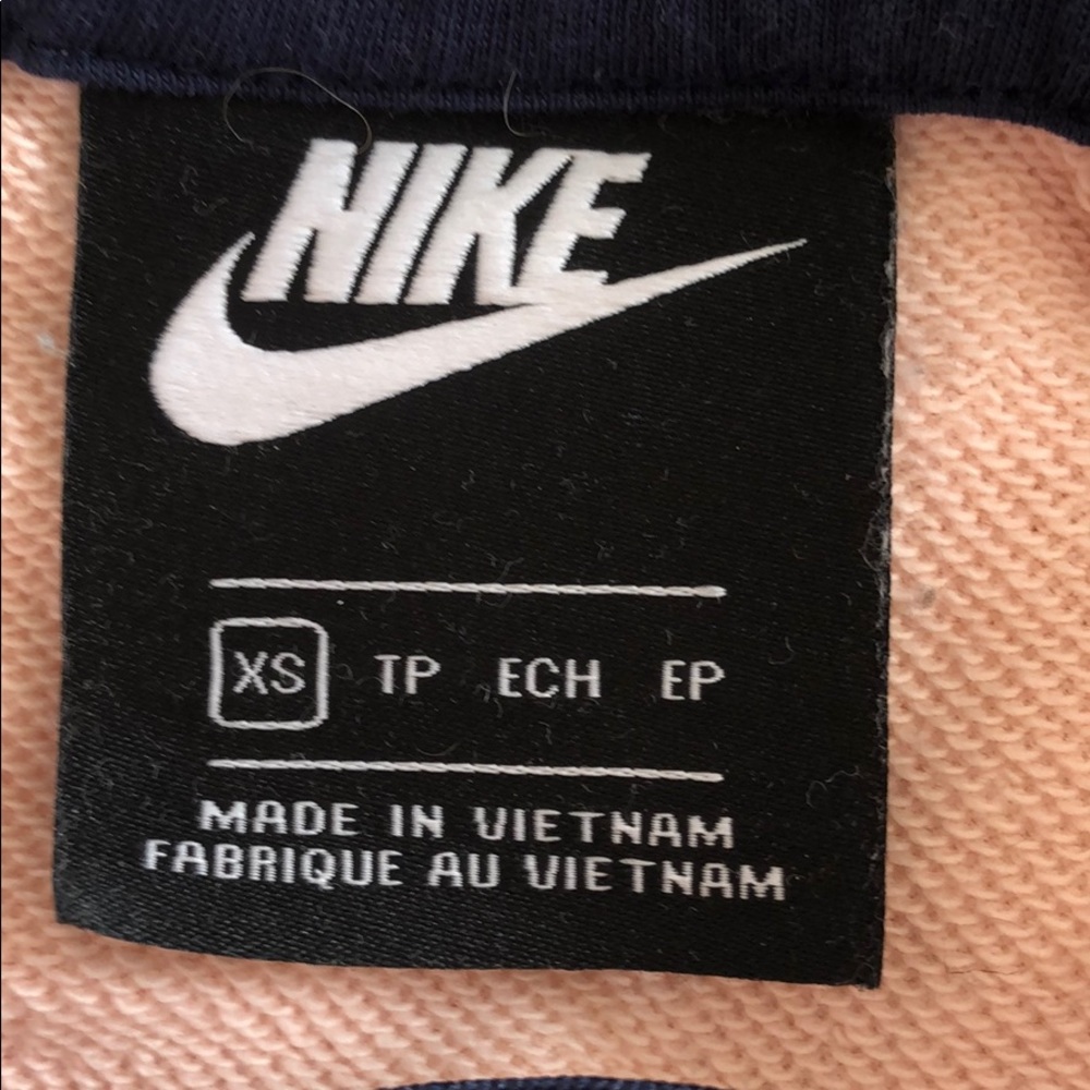 sweatshirt - Picture 3 of 3